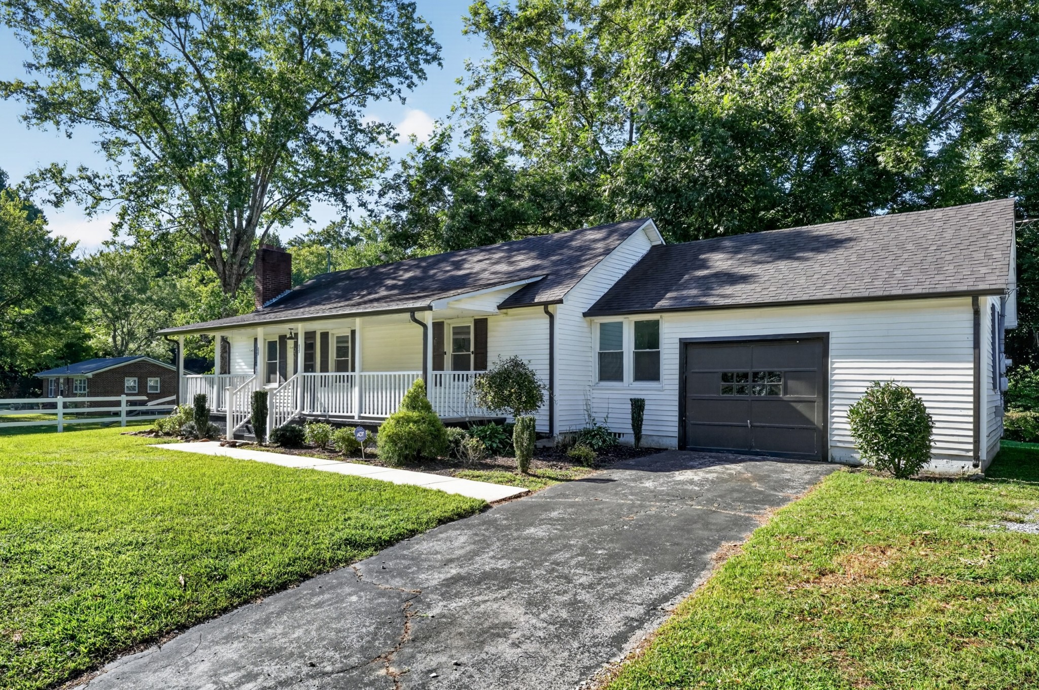 299 West Shellsford Road McMinnville, TN 37110 - Photo 1 of 37 Gallery Image 1