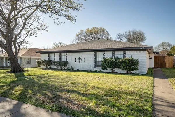 $2,250 | 726 Skyline Drive, Duncanville, TX 75116