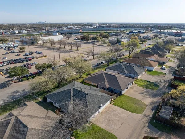 $2,250 | 726 Skyline Drive, Duncanville, TX 75116
