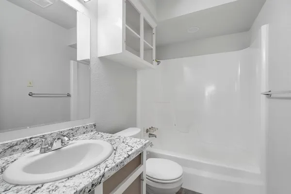 $2,250 | 726 Skyline Drive, Duncanville, TX 75116