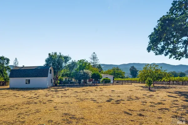 $2,995,000 | 1234 Davis Lane, St. Helena, CA 94574