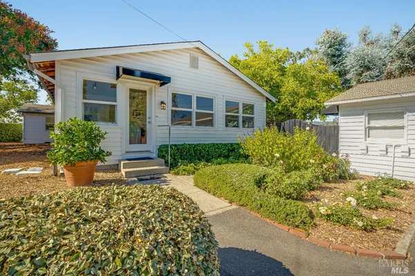 $2,995,000 | 1234 Davis Lane, St. Helena, CA 94574