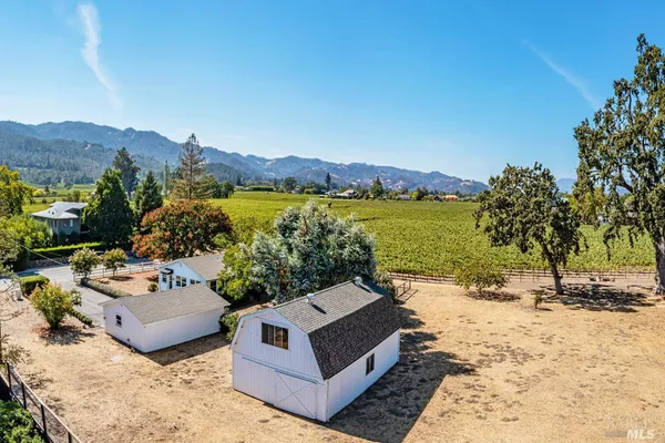 $2,995,000 | 1234 Davis Lane, St. Helena, CA 94574
