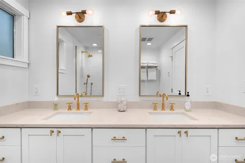 $1,349,998 | 10702 Northeast 144th Court, Kirkland, WA 98034