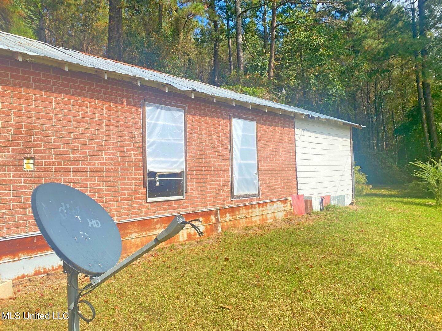 3890 Highway 35 Carthage, MS 39051 - Photo 3 of 13 17-Oct 17 2022 12_36pm-RgY5