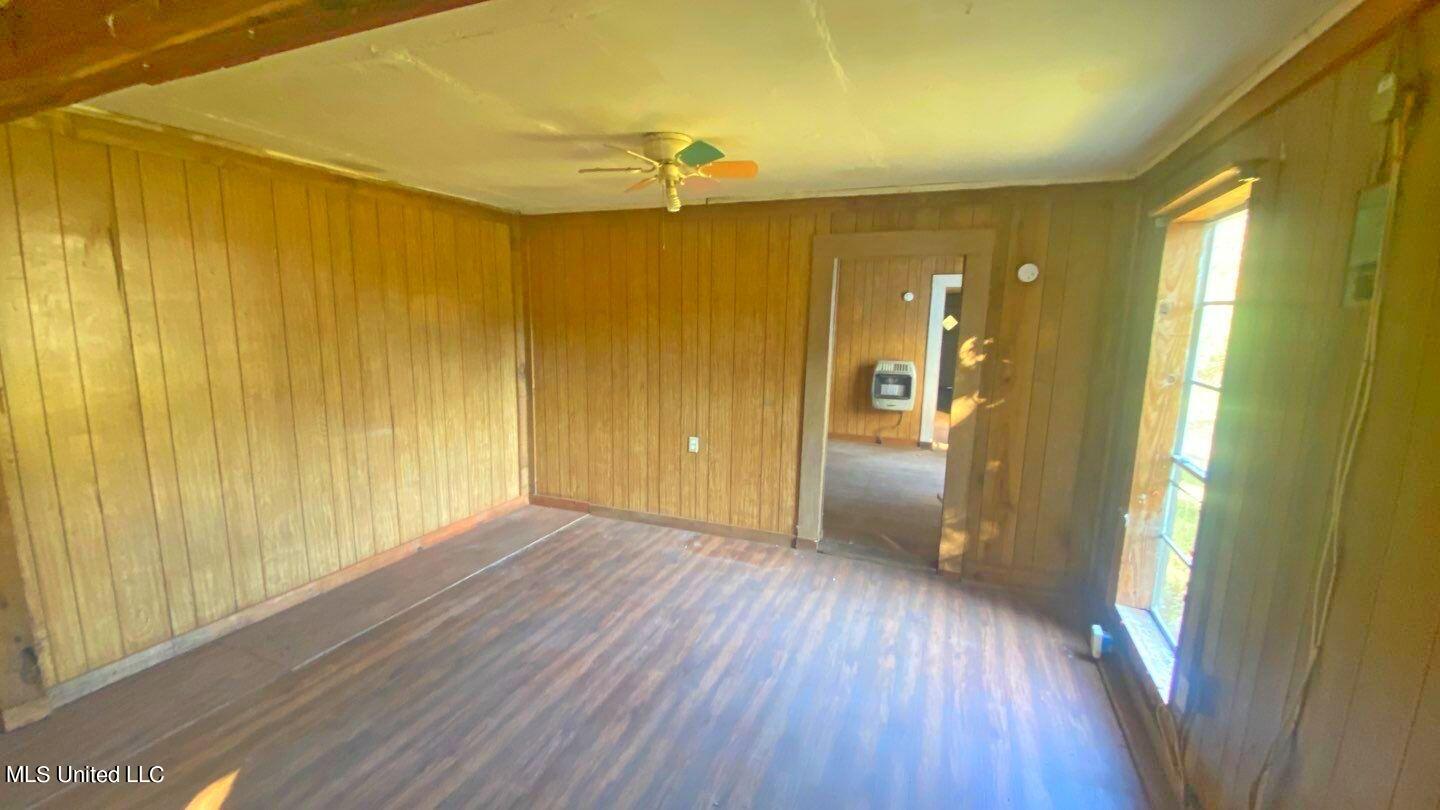 3890 Highway 35 Carthage, MS 39051 - Photo 4 of 13 5-Oct 19 2022 04_38pm-LSLq