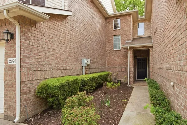 $369,000 | 2925 St Andrews Drive, Lewisville, TX 75067