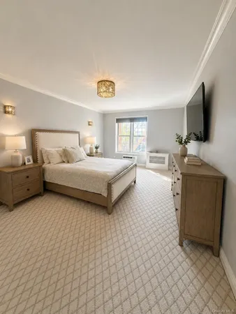 $3,200 | 151-35 84th Street, Unit 2M | Lindenwood