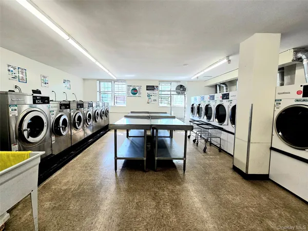 $3,200 | 151-35 84th Street, Unit 2M | Lindenwood