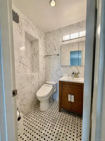 $3,200 | 151-35 84th Street, Unit 2M | Lindenwood