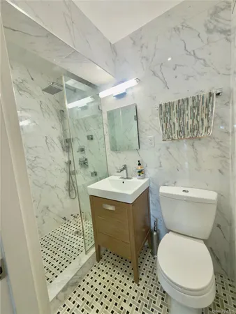$3,200 | 151-35 84th Street, Unit 2M | Lindenwood