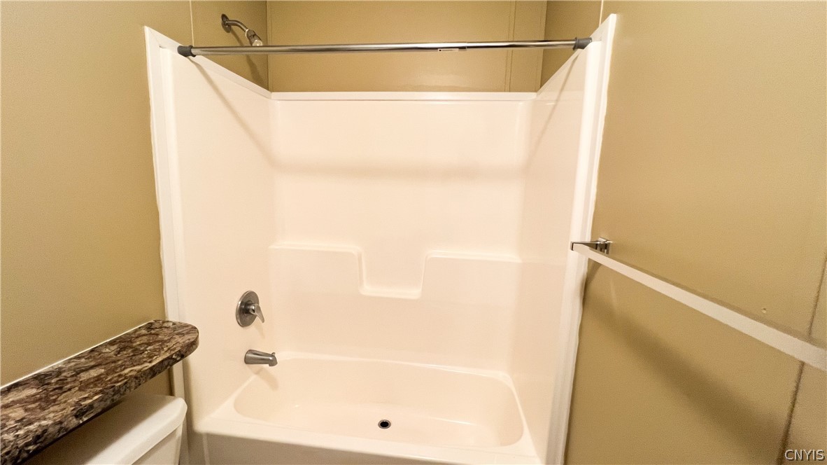 427 Silk Road, Unit 3 Volney, NY 13069 - Photo 10 of 13