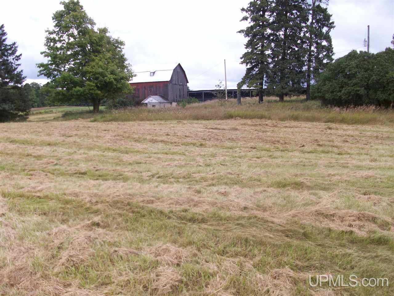 2436 14th Road Escanaba, MI 49829 - Photo 1 of 13 Gallery Image 1