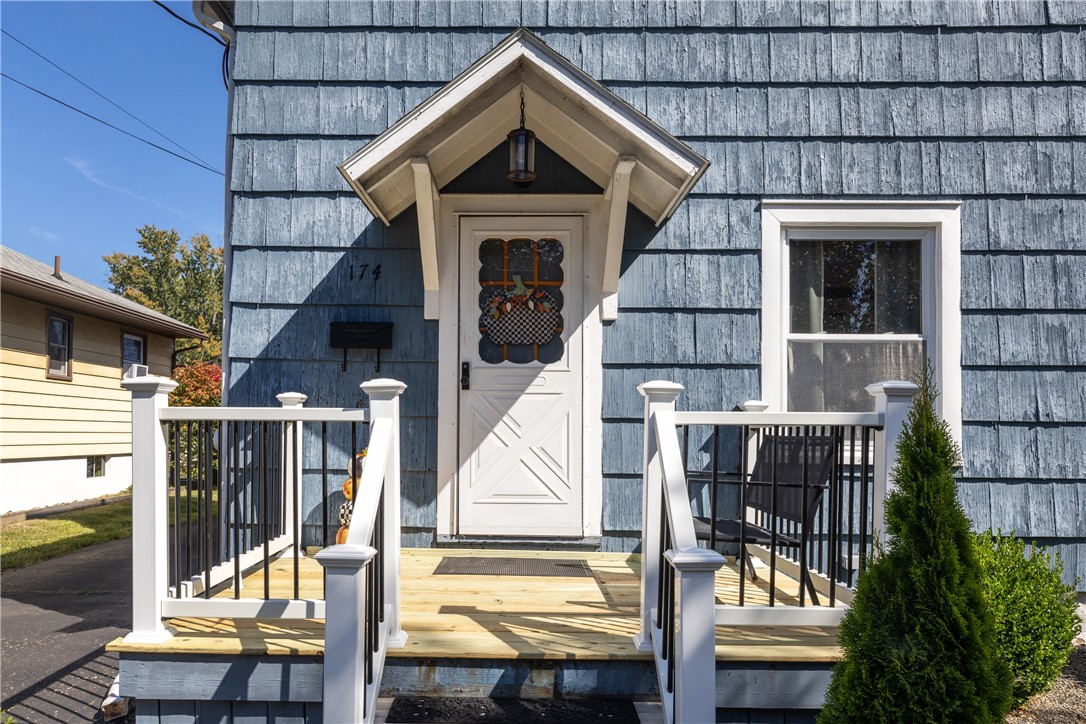 174 Fuller Avenue Corning, NY 14830 - Photo 43 of 46 Front porch