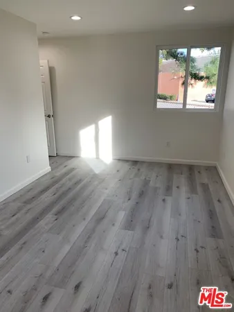 $4,000 | 2700 Los Olivos Lane, Unit 1/2, La Crescenta, CA 91214