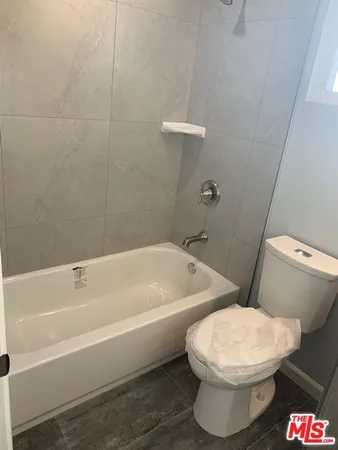 $4,000 | 2700 Los Olivos Lane, Unit 1/2, La Crescenta, CA 91214