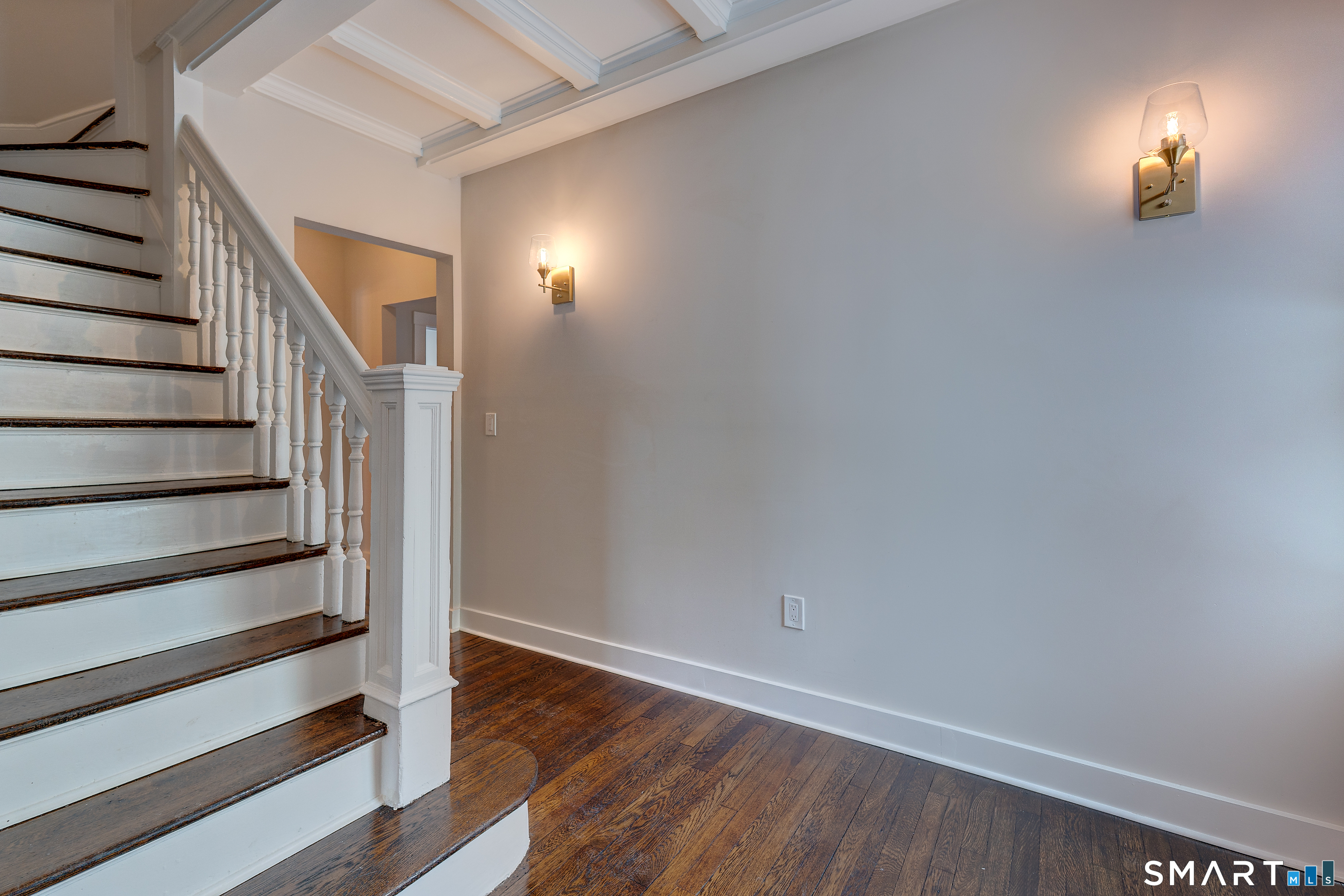 23 Notkins Street Hamden, CT 06514 - Photo 2 of 37