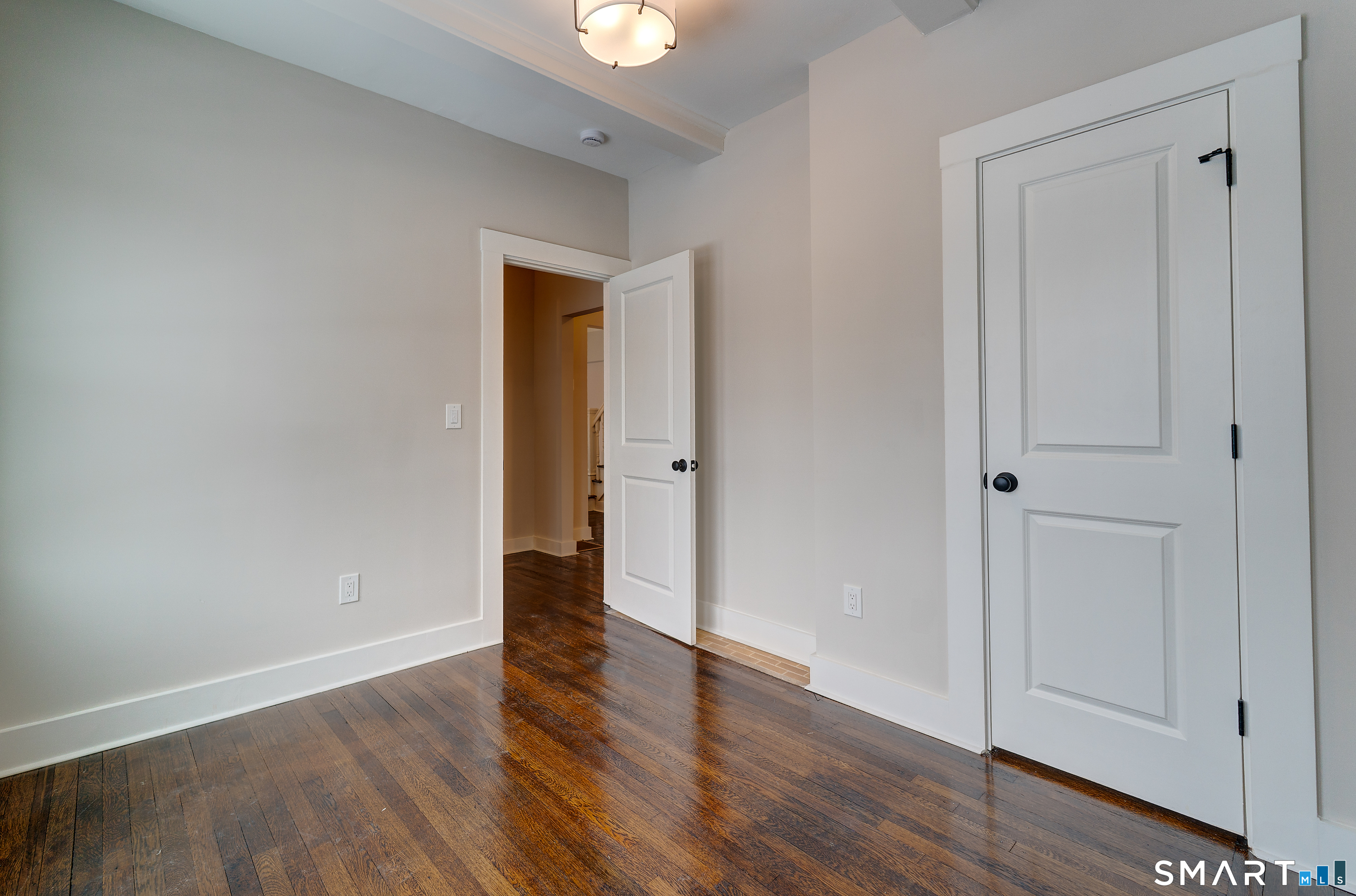 23 Notkins Street Hamden, CT 06514 - Photo 10 of 37