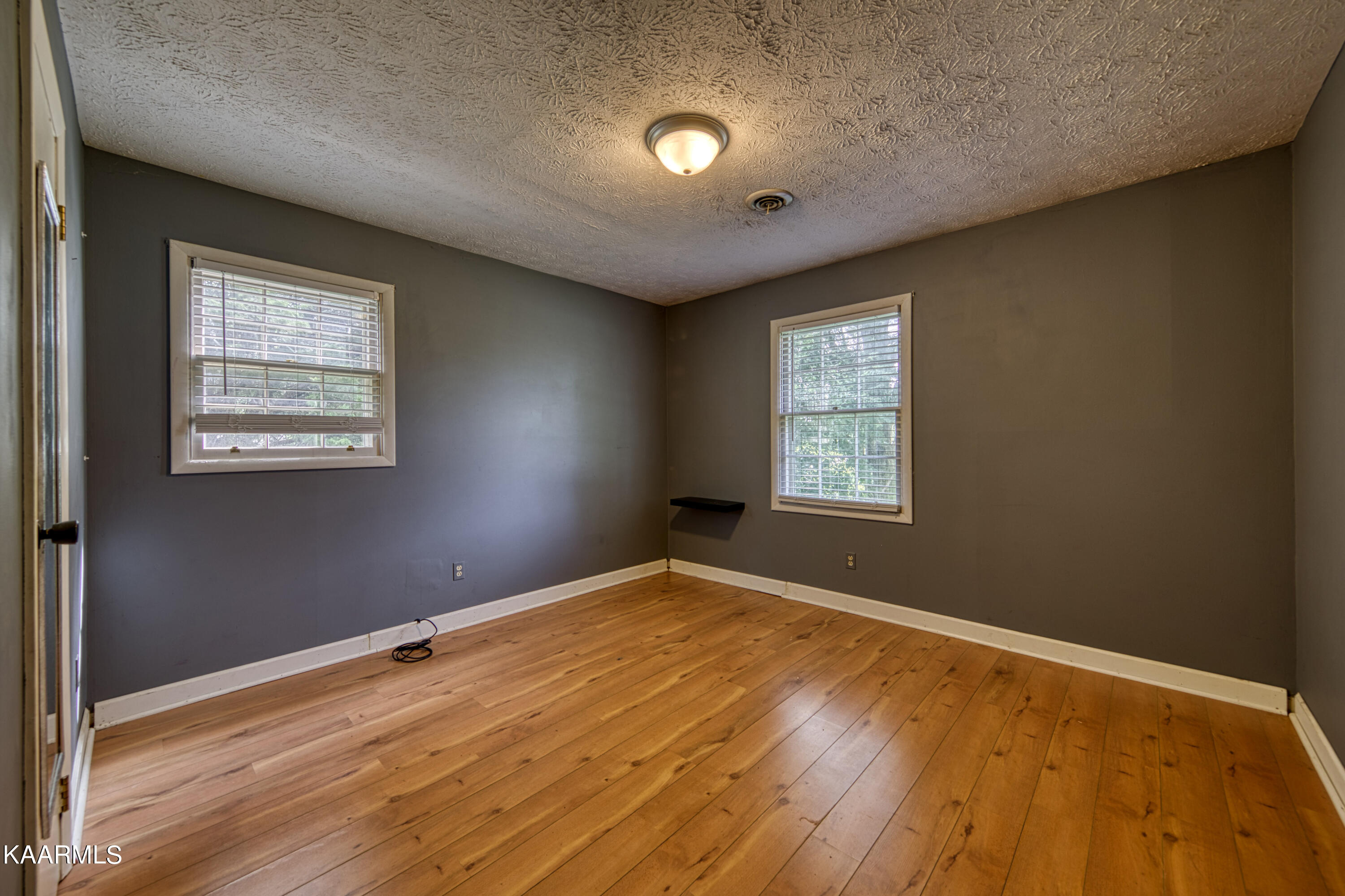 936 Butter And Egg Road Jacksboro, TN 37757 - Photo 21 of 30 030A7849_Batch