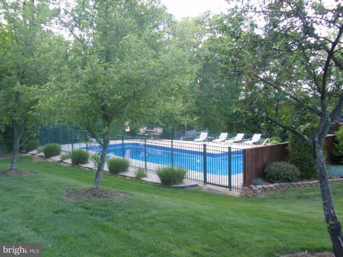 9348 Cabbage Run Road Frederick, MD 21701 - Photo 3 of 27 Swimming Pool 2