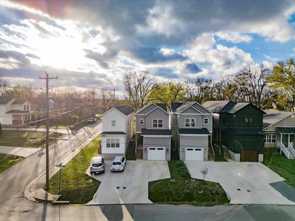 $490,000 | 4019 Cumberland Avenue, Old Hickory, TN 37138