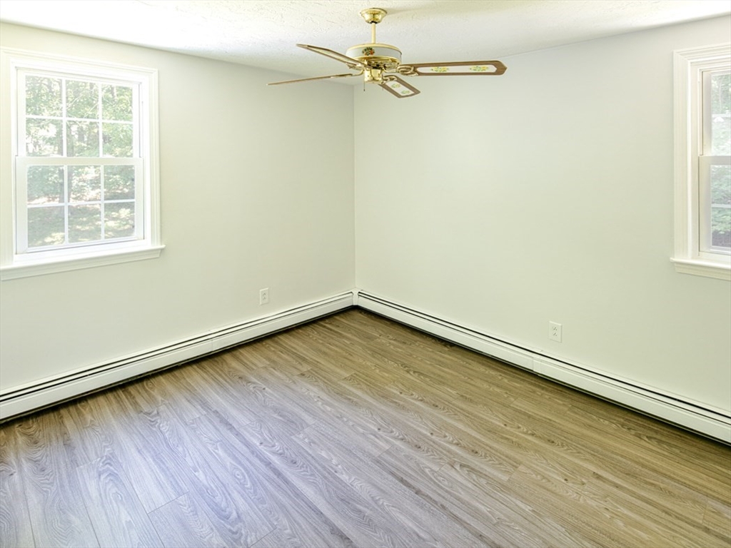 1710 State Road Plymouth, MA 02360 - Photo 5 of 17 Gallery Image 5
