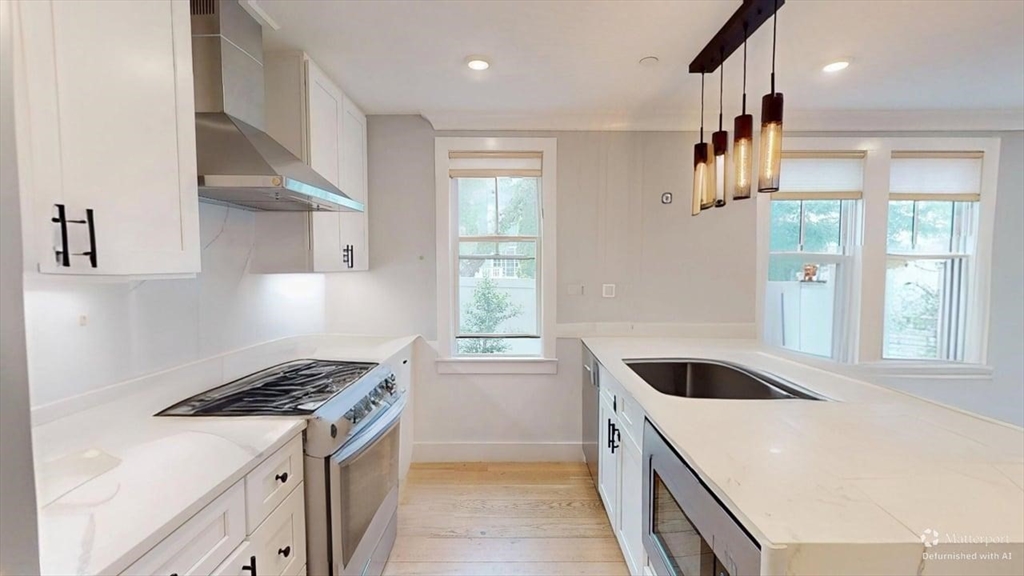 83 Alpine Street, Unit 3 Somerville, MA 02144 - Photo 8 of 12