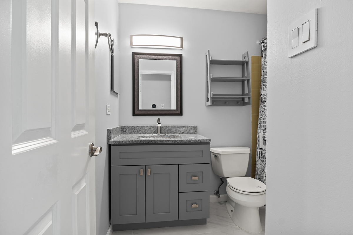 855 Coach Road, Unit 8 Palatine, IL 60074 - Photo 24 of 29 Gallery Image 24