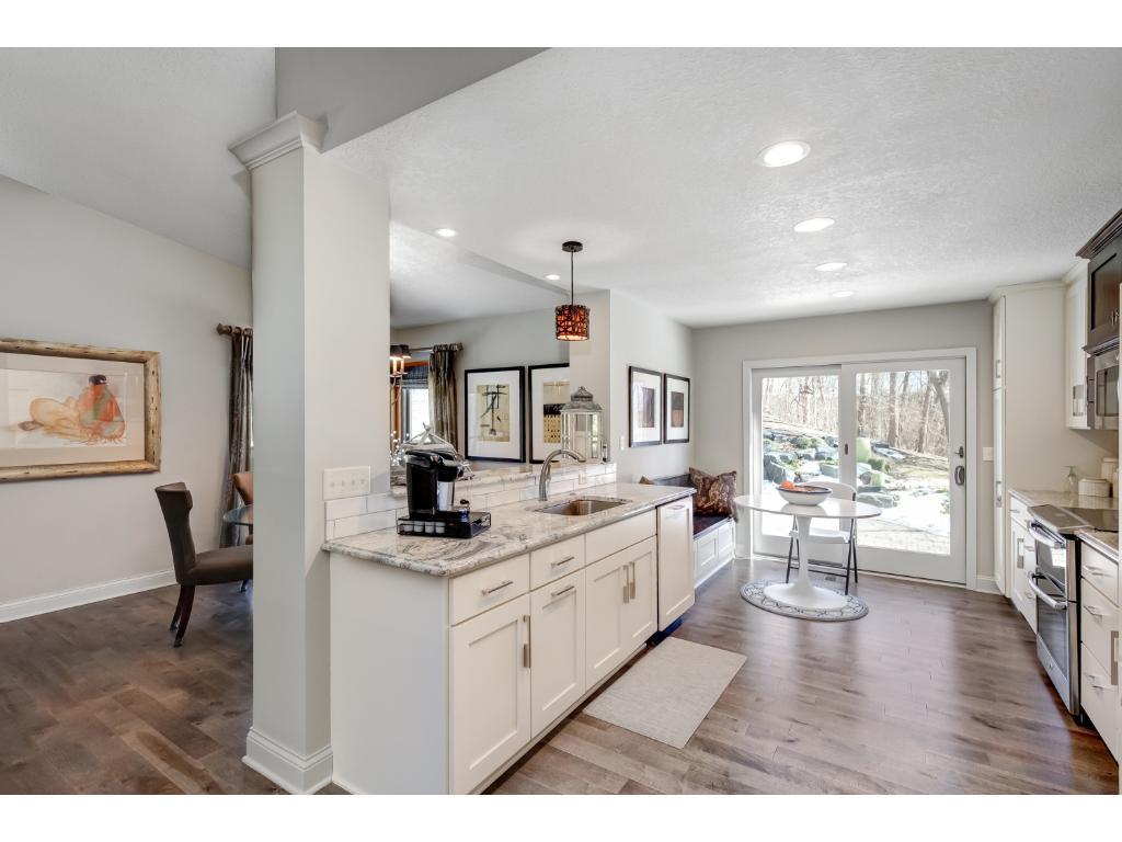 10233 Wildwood Road Bloomington, MN 55437 - Photo 8 of 24 Gallery Image 8