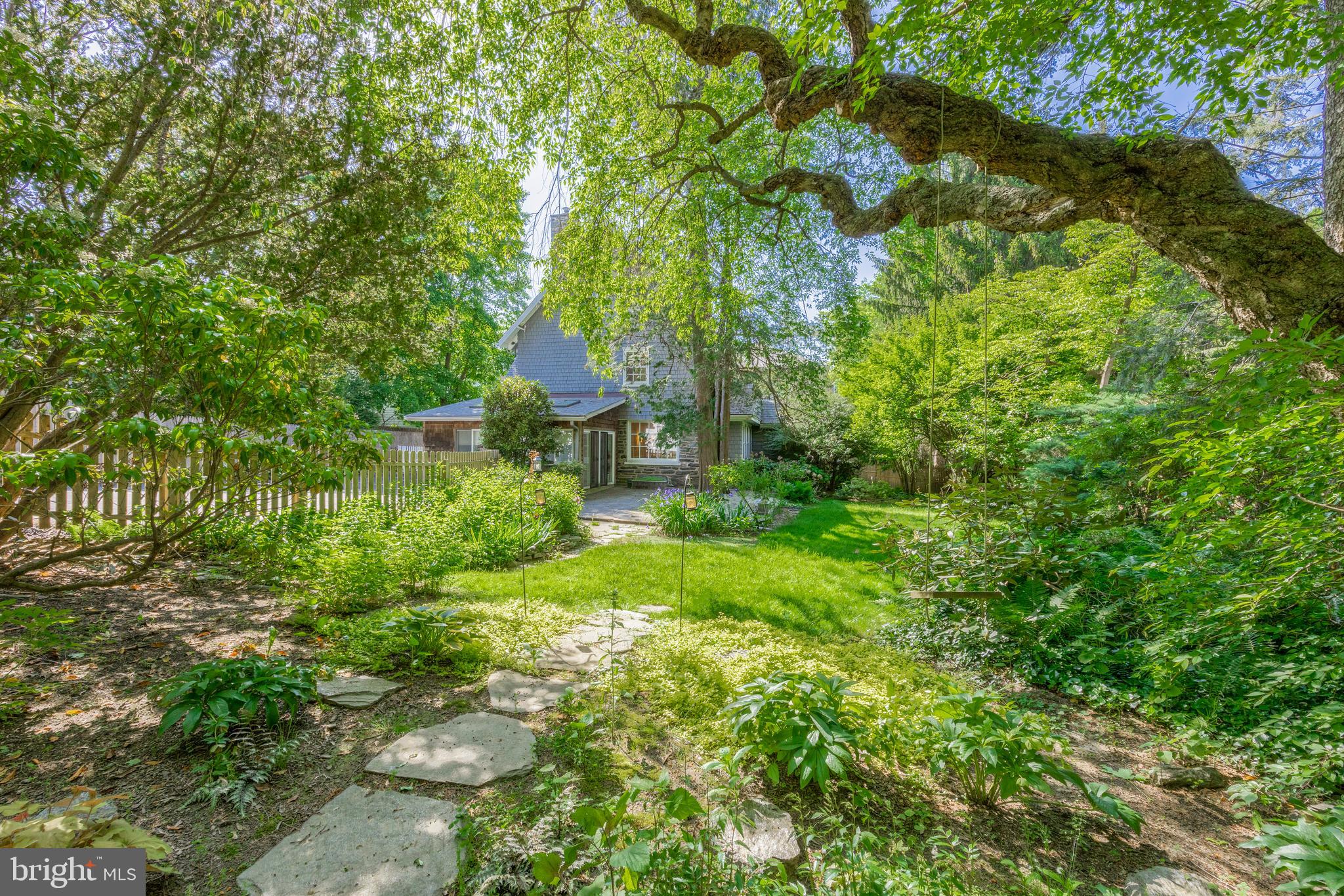 105 Woodside Road Ardmore, PA 19003 - Photo 4 of 59 Beautiful Gardens