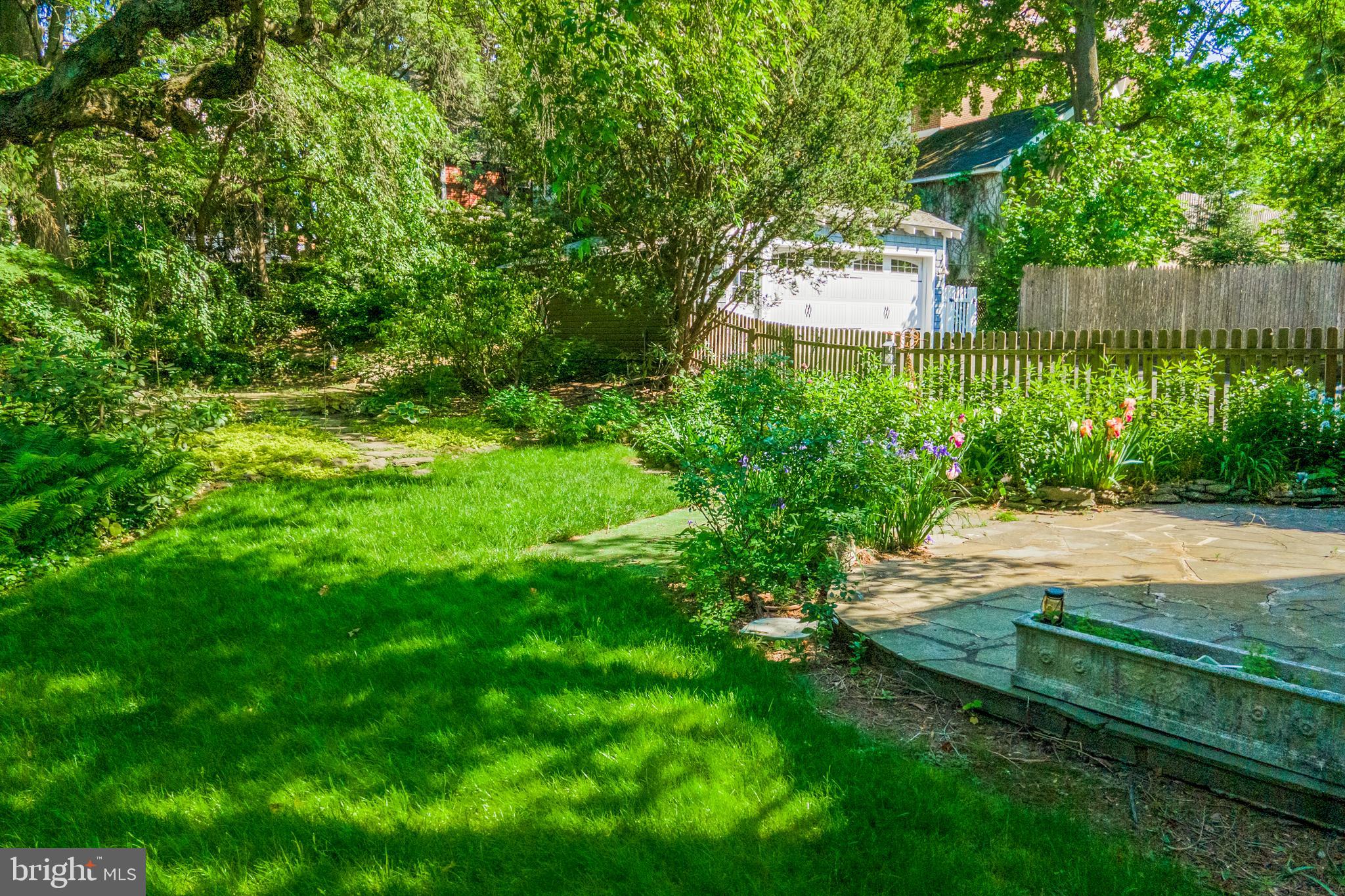105 Woodside Road Ardmore, PA 19003 - Photo 5 of 59 Gardens