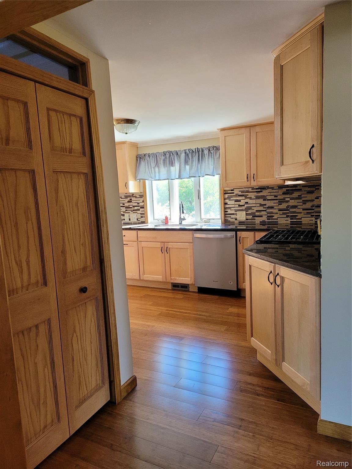 6664 East Forester Road Carsonville, MI 48419 - Photo 68 of 77 20210930_145648.jpg