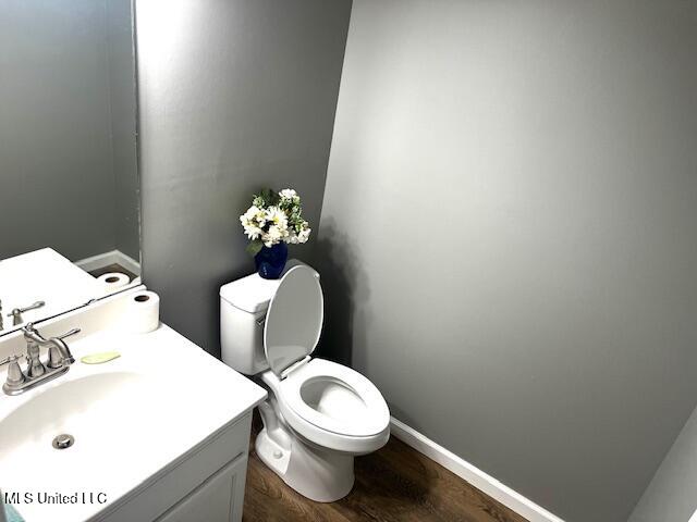 14151 Highway 35 Kosciusko, MS 39090 - Photo 12 of 32 Downstairs Powder Room