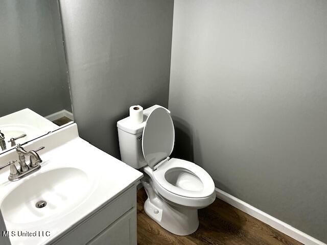 14151 Highway 35 Kosciusko, MS 39090 - Photo 20 of 32 Main Level Half Bath