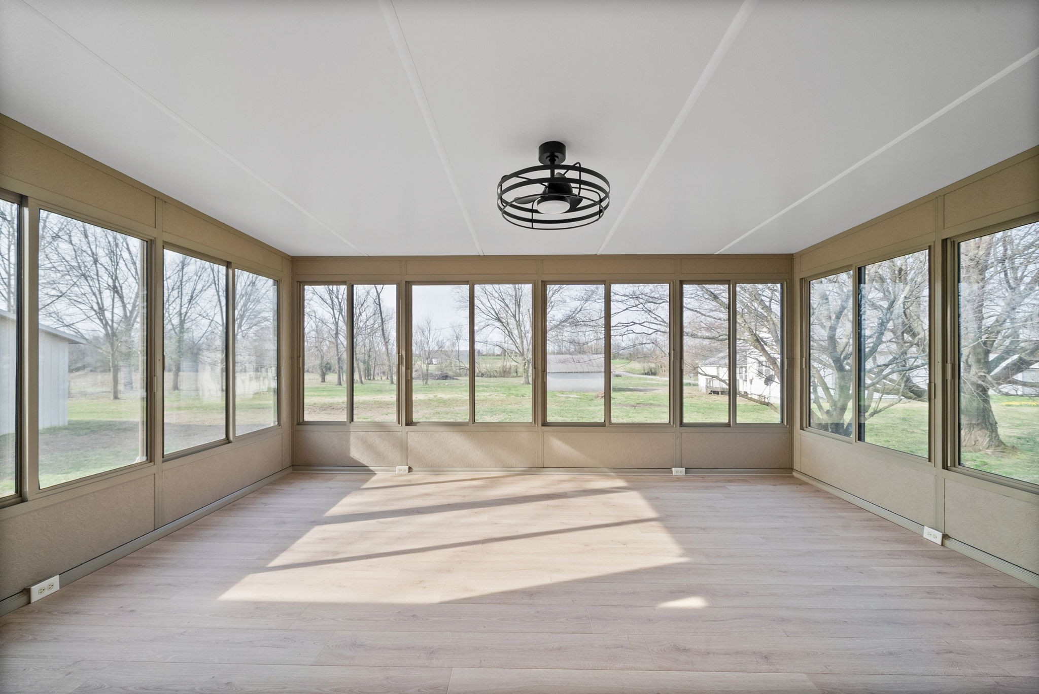 7777 Pembroke Road Pembroke, KY 42266 - Photo 23 of 33