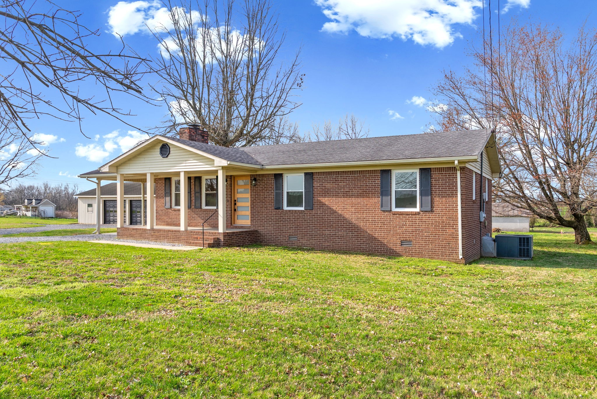 7777 Pembroke Road Pembroke, KY 42266 - Photo 3 of 33