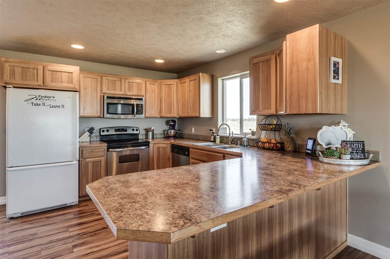 14411 West Deno Road Spokane, WA 99224 - Photo 5 of 20