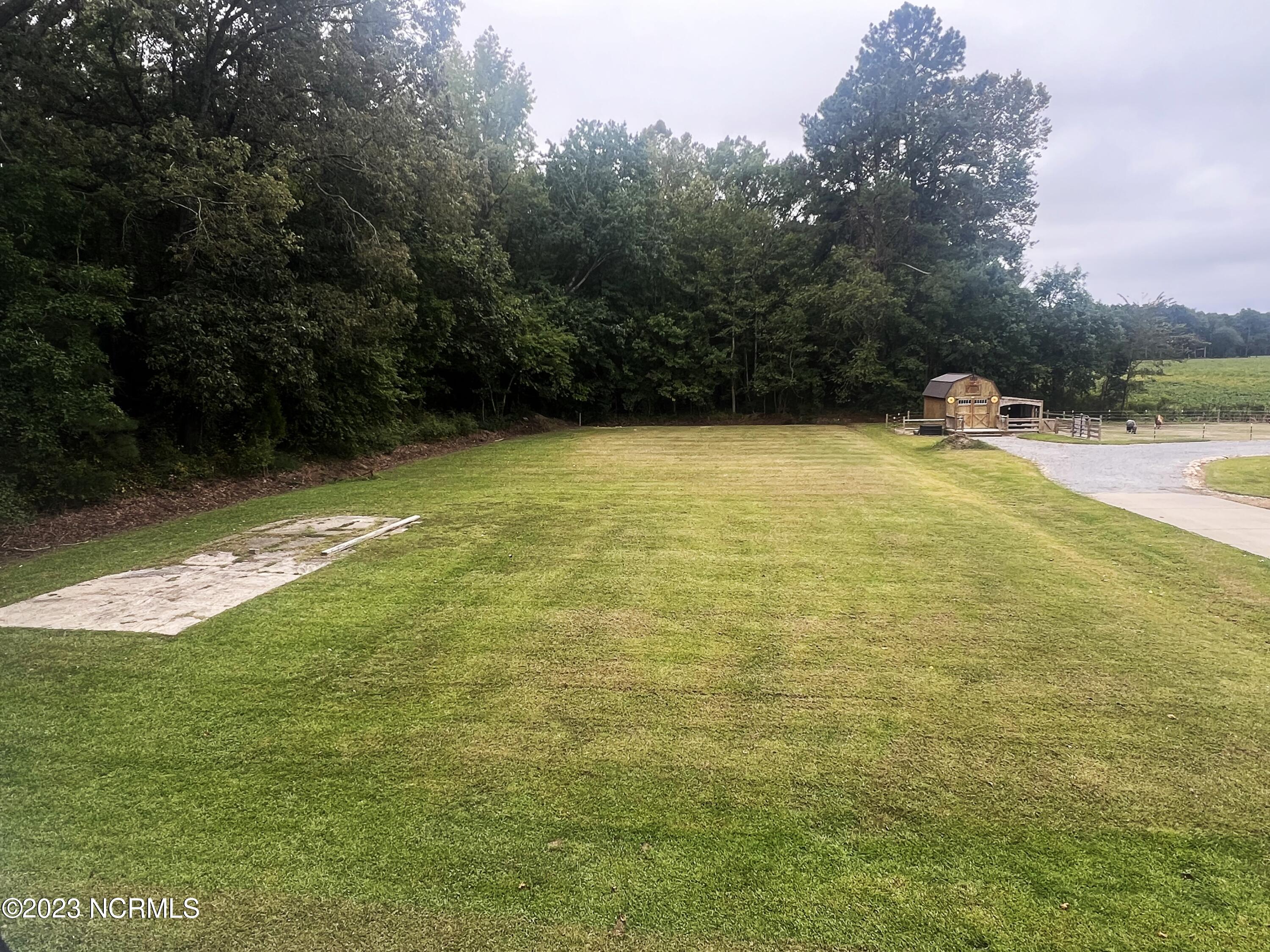 646 Yeopim Road Edenton, NC 27932 - Photo 4 of 40 IMG_6730