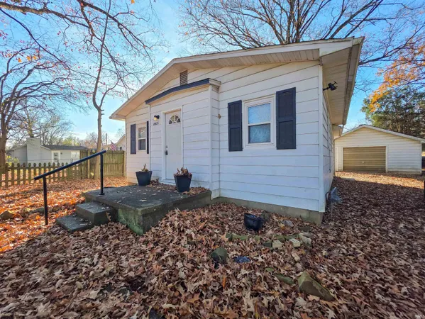 $69,900 | 2405 Jeanette Avenue, Evansville, IN 47714
