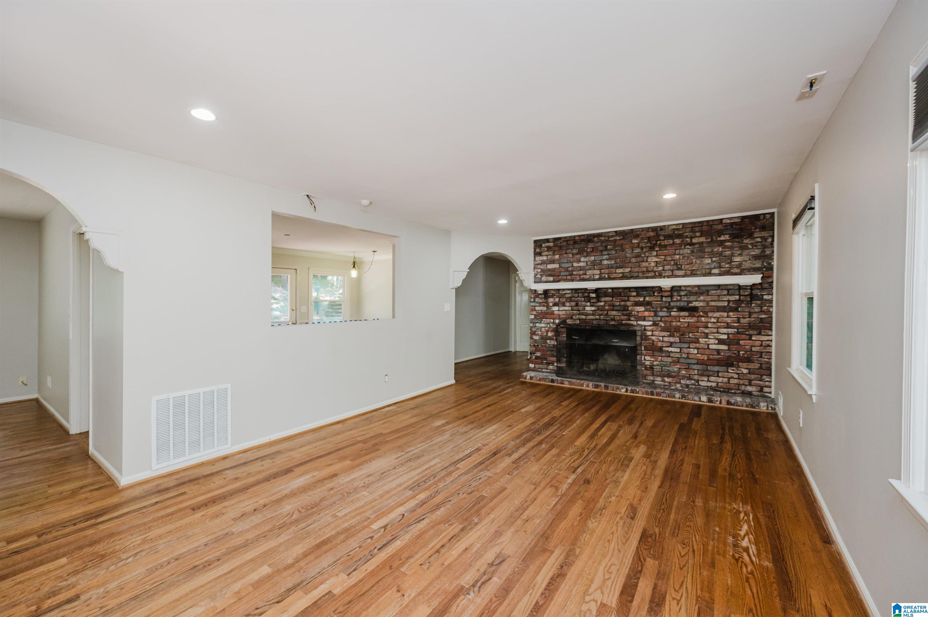 5812 Southcrest Road Birmingham, AL 35213 - Photo 8 of 55