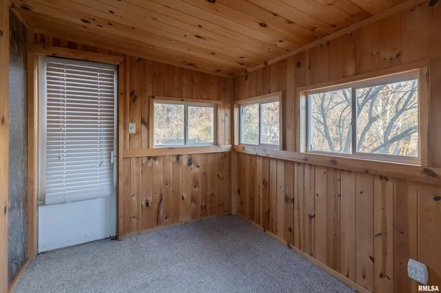 $170,000 | 308 South Spillertown Road, Marion, IL 62959