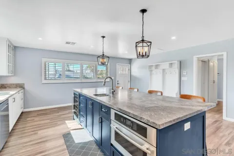 $1,900,000 | 4502 Milton Street, San Diego, CA 92110