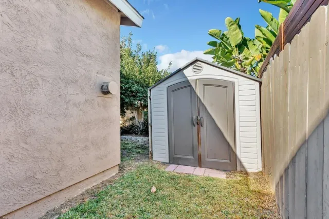 $1,900,000 | 4502 Milton Street, San Diego, CA 92110