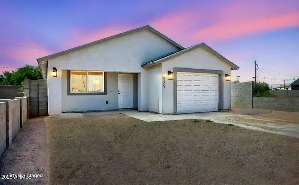 $405,000 | 2825 East Pueblo Avenue, Phoenix, AZ 85040