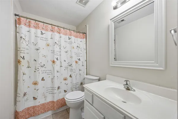 $355,000 | 4313 East Meadow Drive, Deer Park, TX 77536