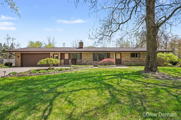 $319,900 | 2525 8 Mile Road, Auburn, MI 48611