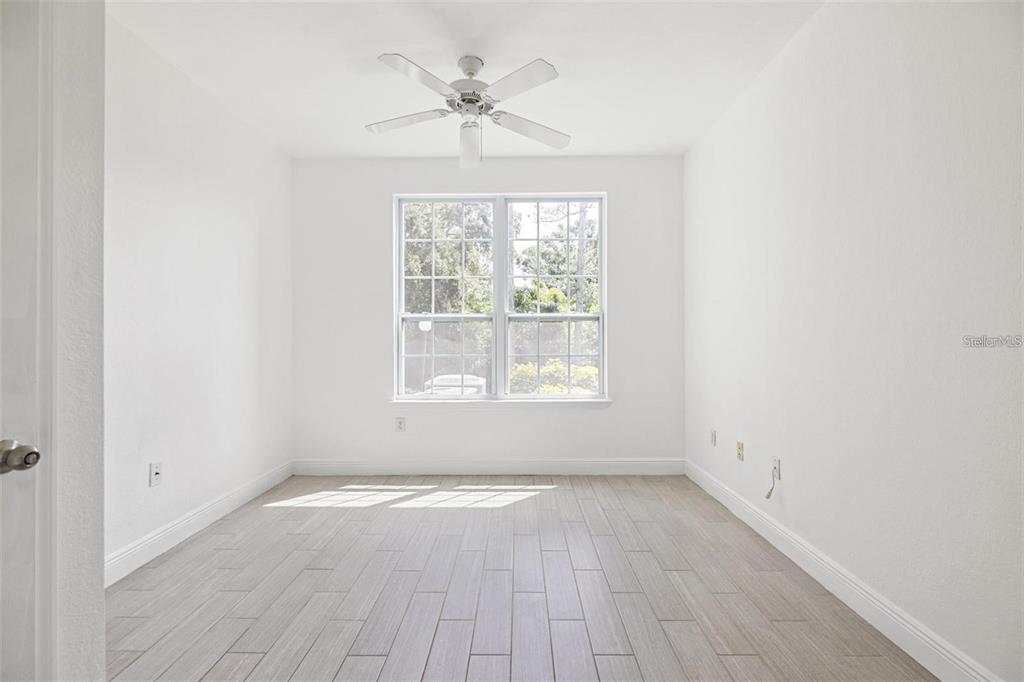 5571 Rosehill Road, Unit 104 Sarasota, FL 34233 - Photo 23 of 34
