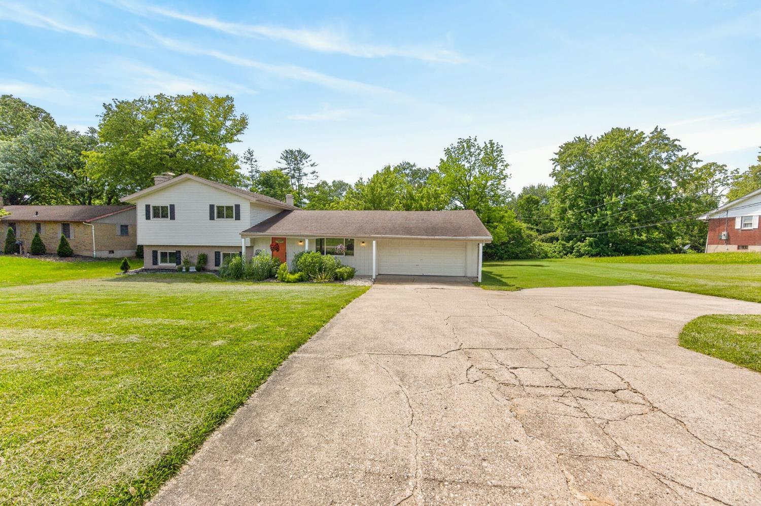 5691 Winton Road Fairfield, OH 45014 - Photo 2 of 44