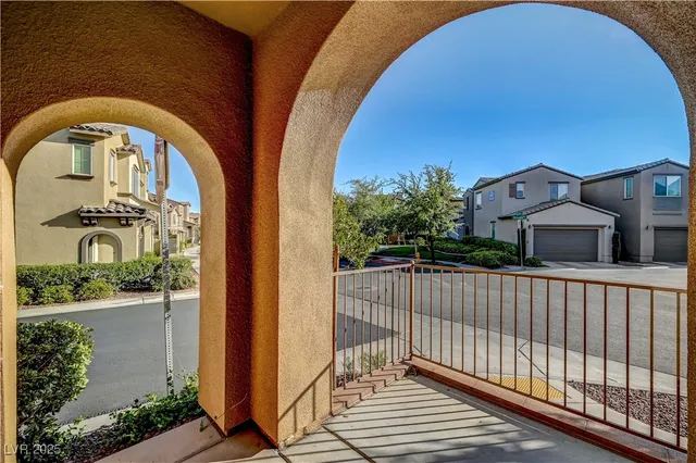 $489,888 | 11420 Ogden Mills Drive, Unit 101, Las Vegas, NV 89135