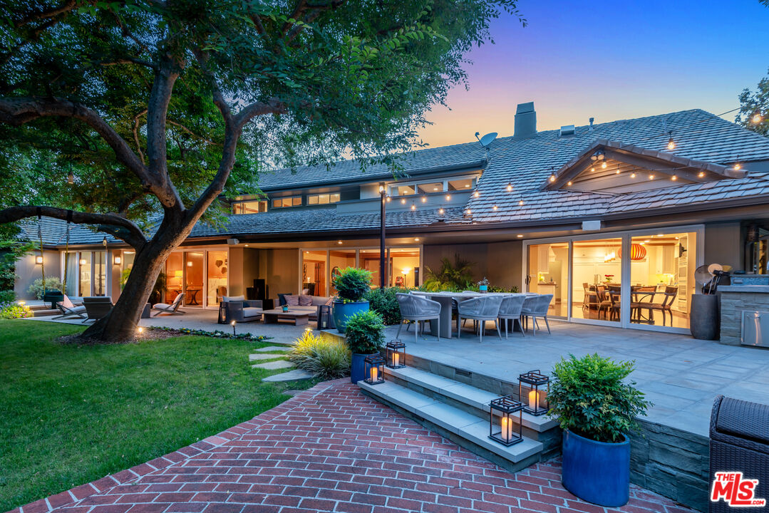 15946 Woodvale Road Los Angeles, CA 91436 - Photo 48 of 49 Gallery Image 48